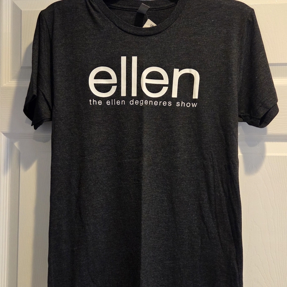 Ellen Degeneres Black Short Sleeve Tee - Picture 1 of 4